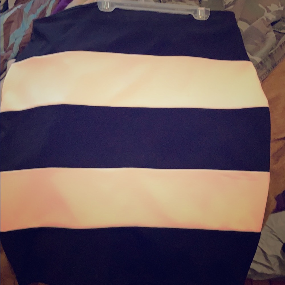 Black and white mini skirt